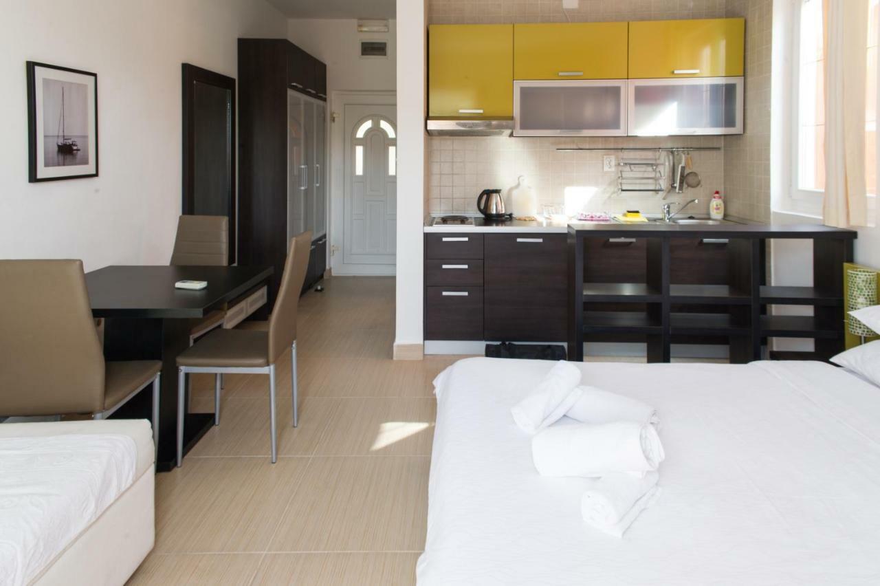 Alessandra Apartments Sveti Stefan Eksteriør billede