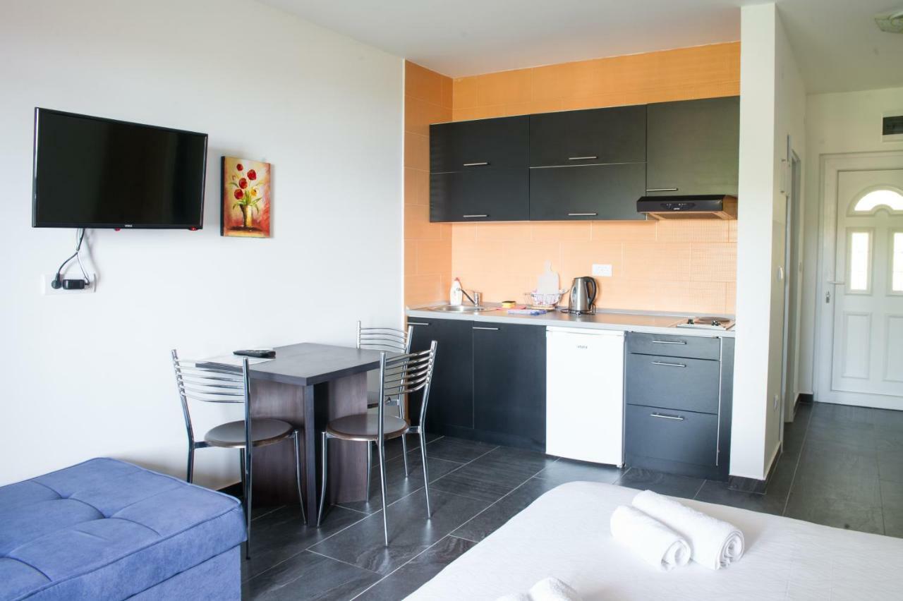 Alessandra Apartments Sveti Stefan Eksteriør billede