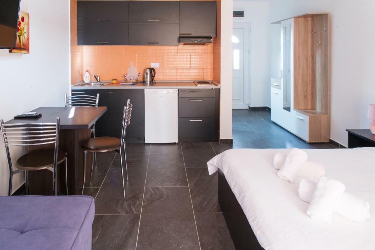 Alessandra Apartments Sveti Stefan Eksteriør billede